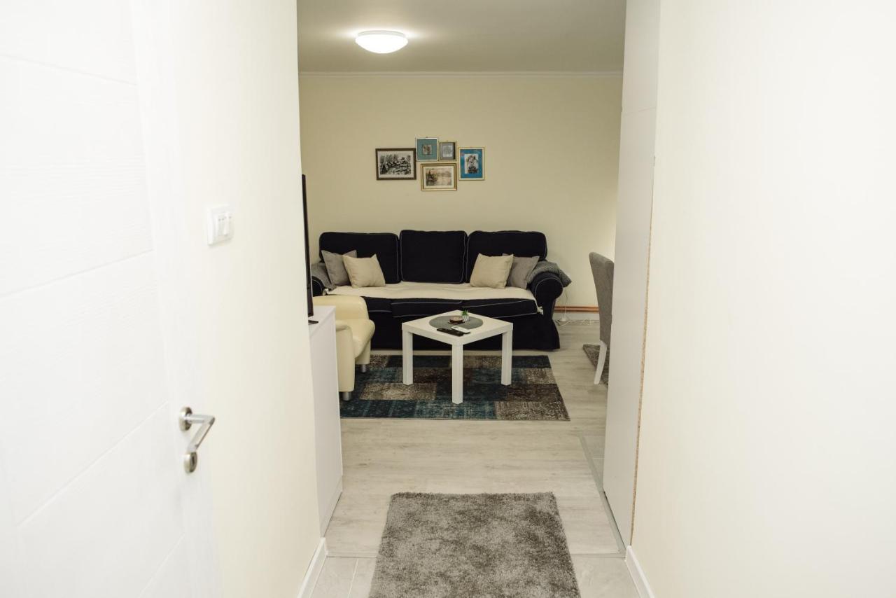 Dill Apartment Subotica Buitenkant foto