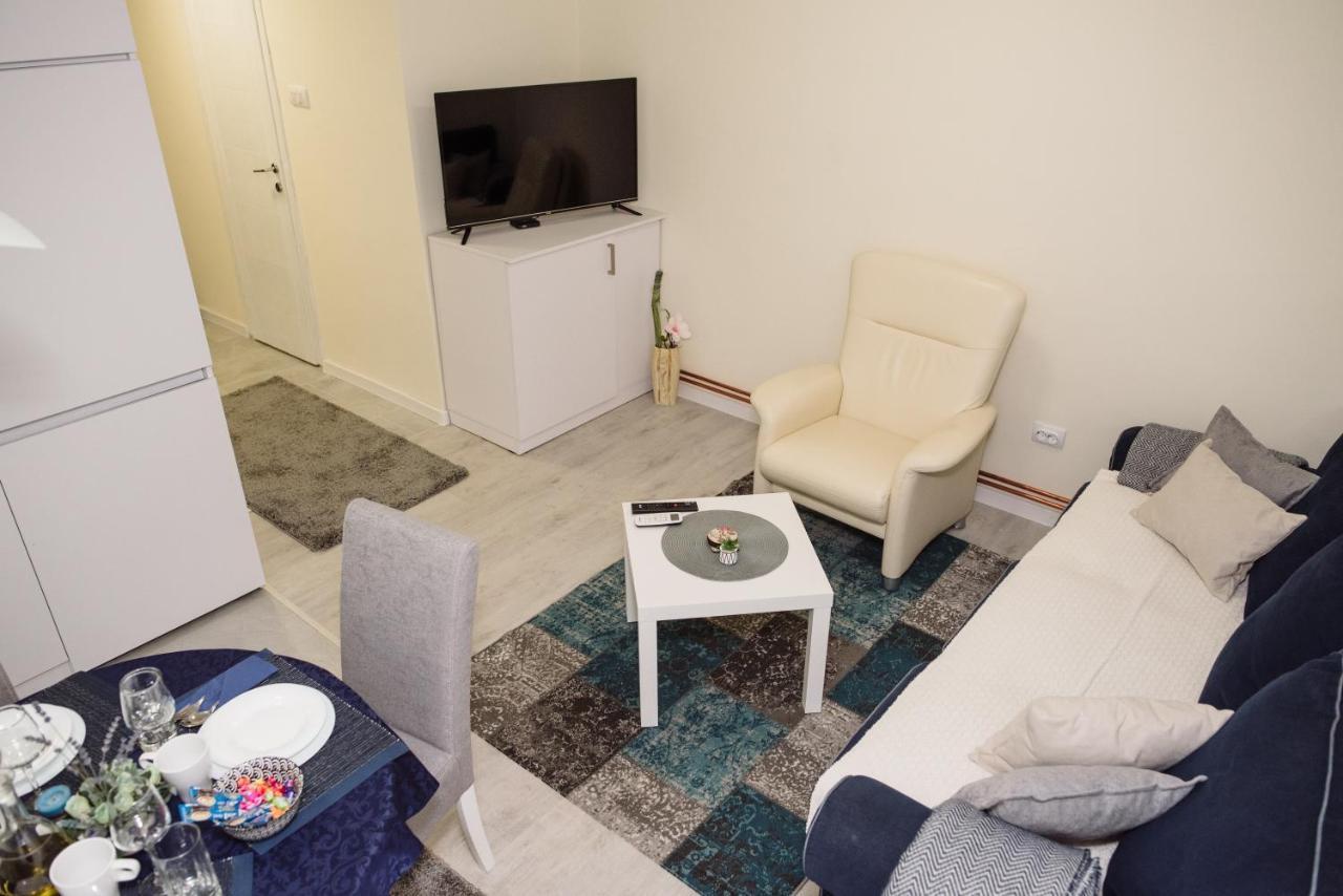 Dill Apartment Subotica Buitenkant foto
