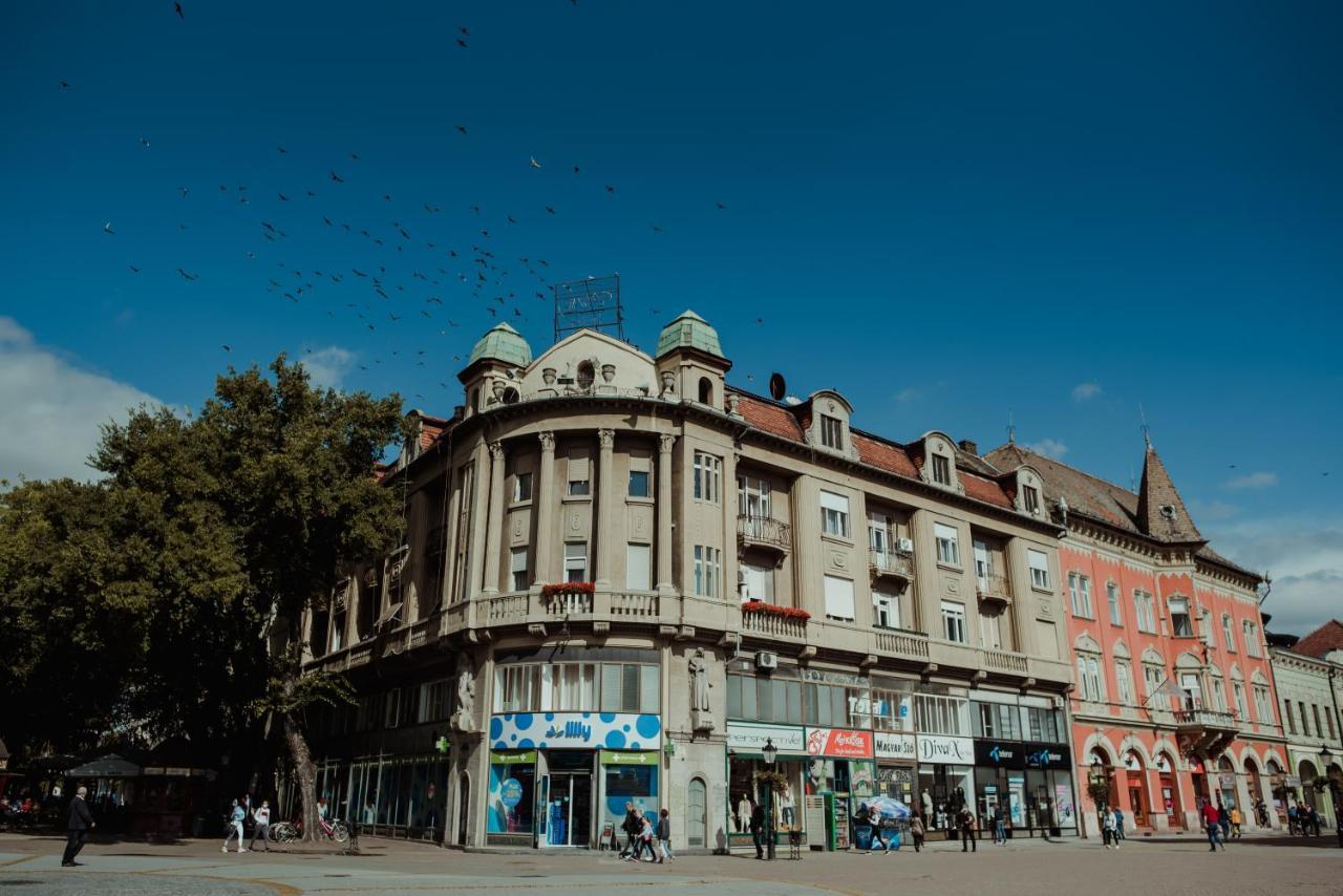 Dill Apartment Subotica Buitenkant foto