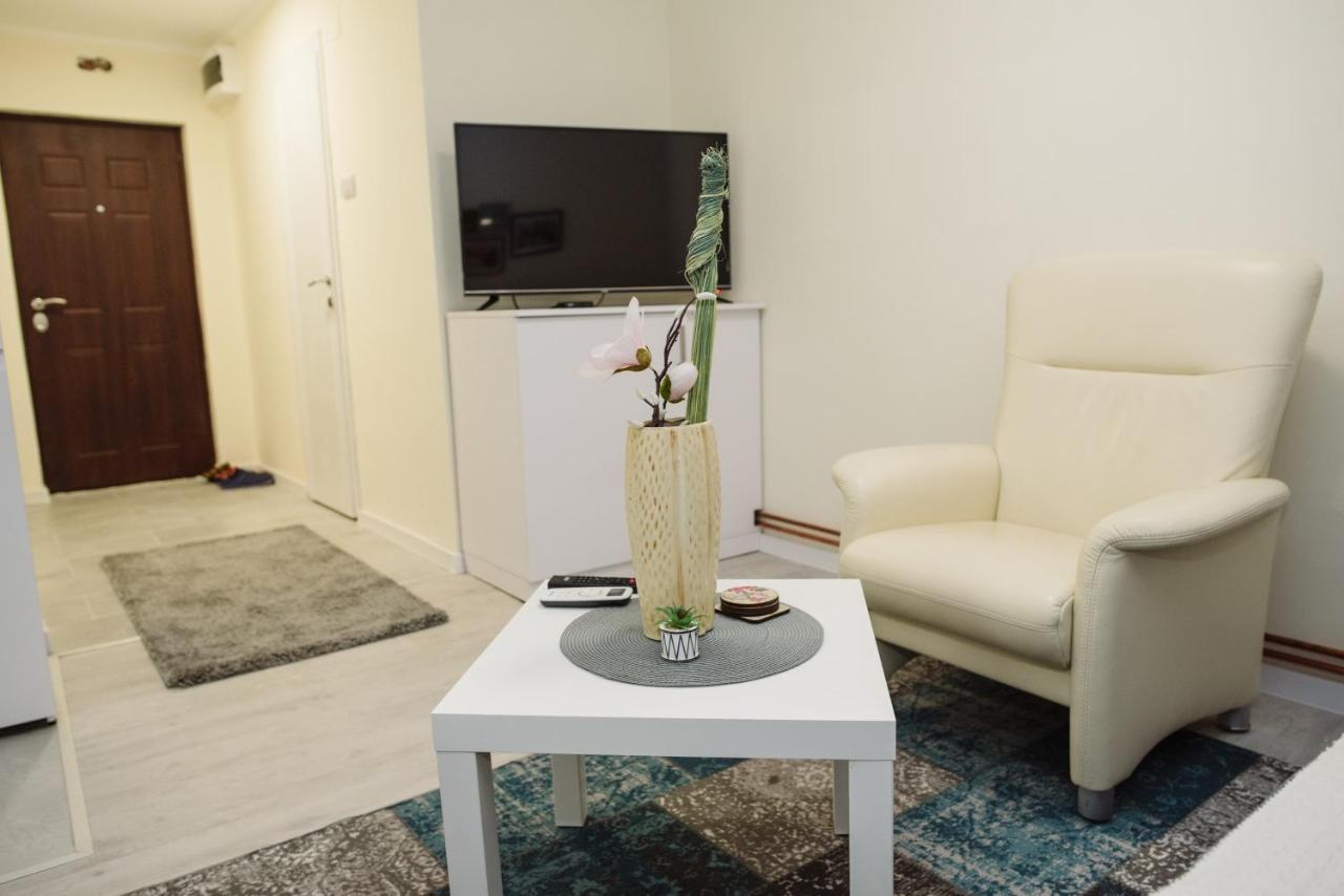 Dill Apartment Subotica Buitenkant foto