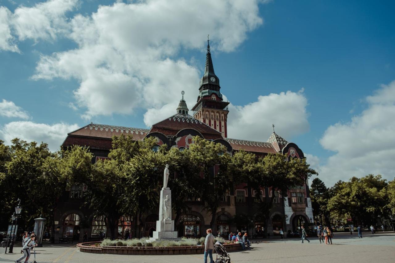 Dill Apartment Subotica Buitenkant foto