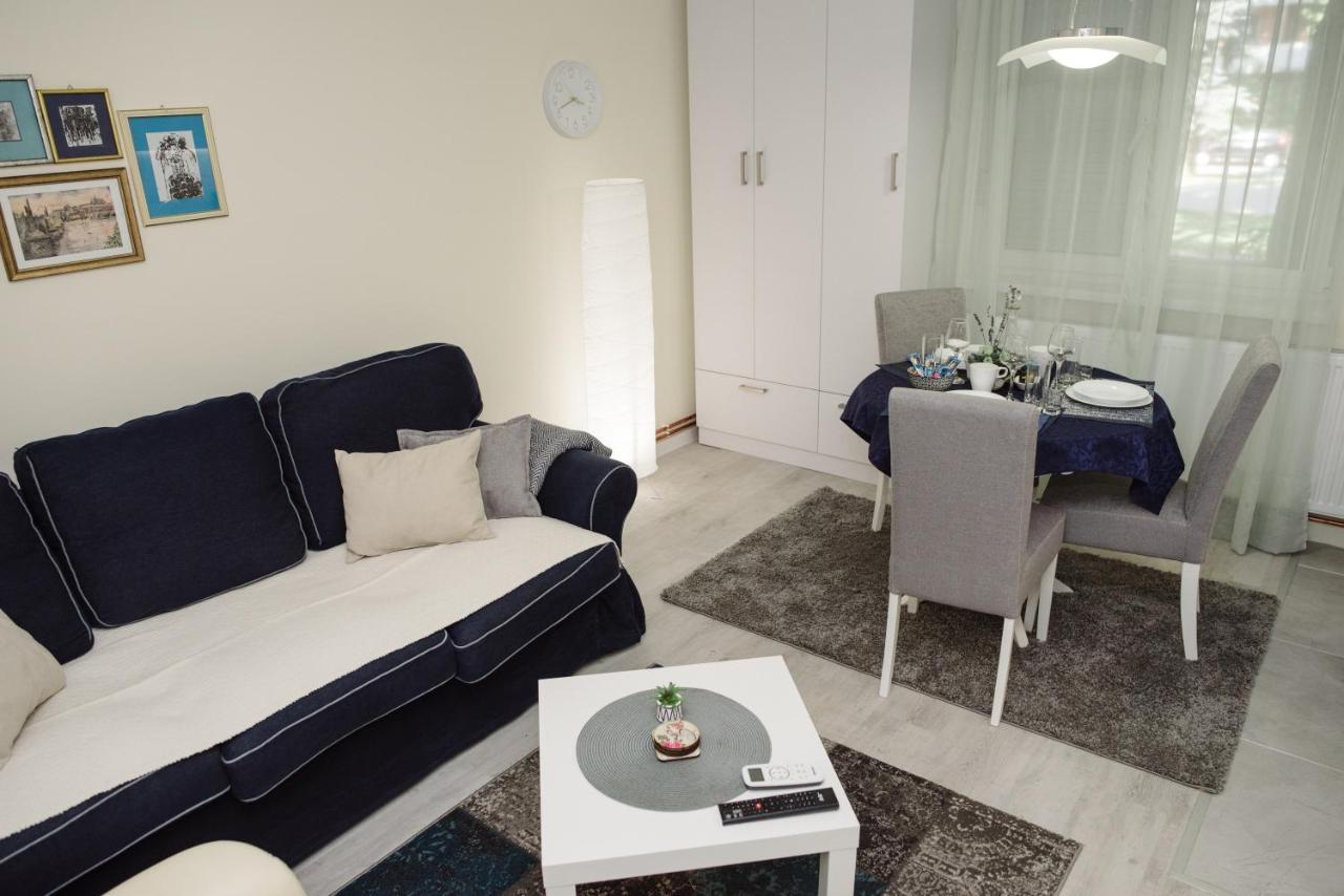 Dill Apartment Subotica Buitenkant foto
