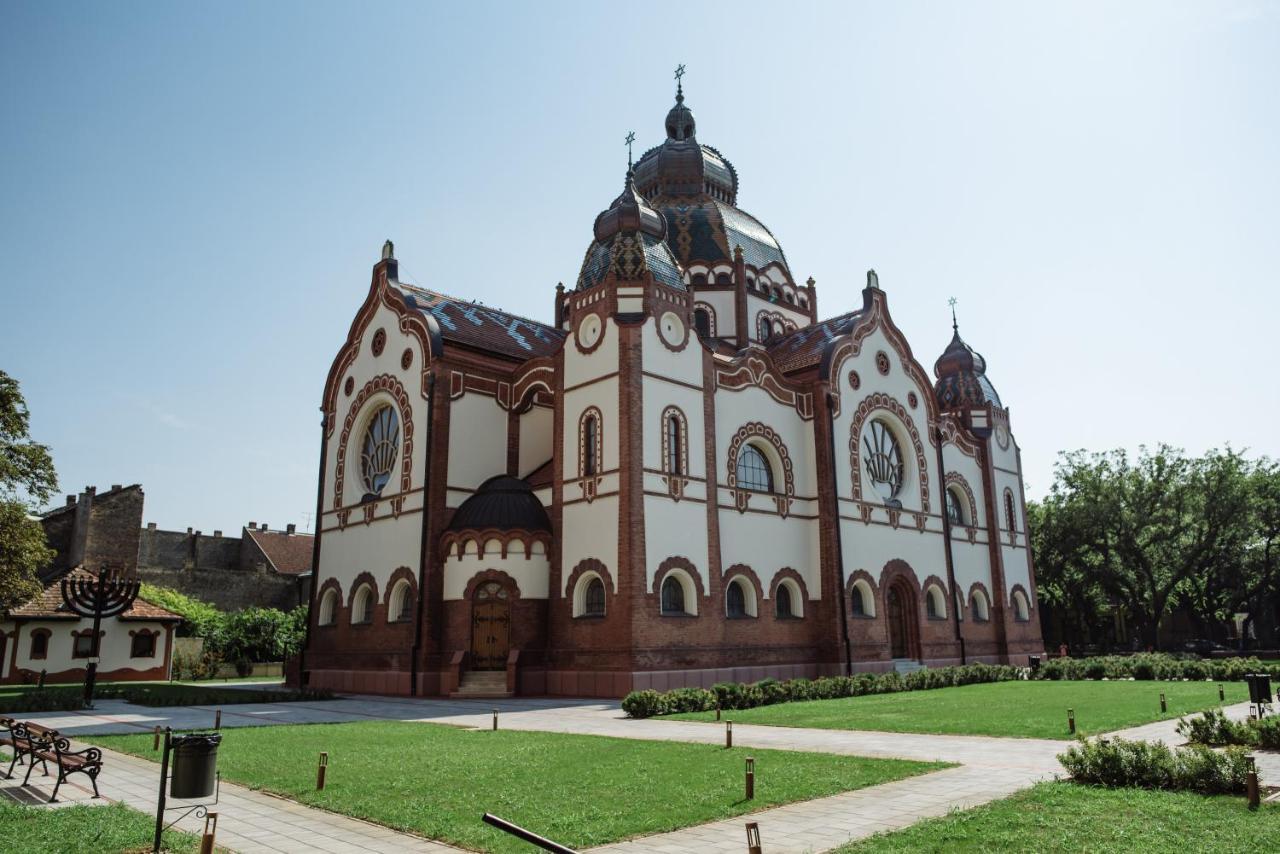 Dill Apartment Subotica Buitenkant foto