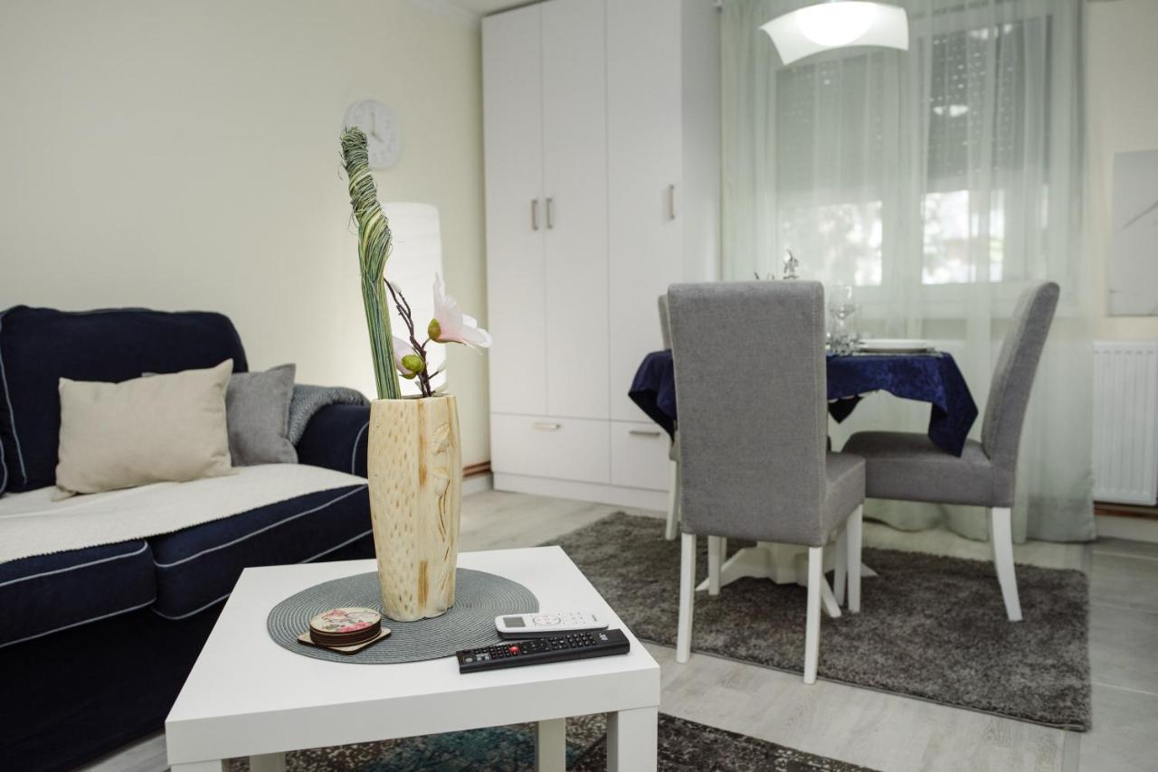 Dill Apartment Subotica Buitenkant foto